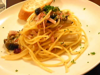 お初です「カフェ サ・サンボン」