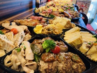 さて土日のランチもがんばってまいりましょう。夜もよろしくどうぞ〜。