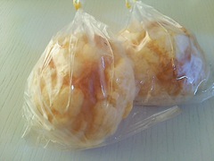 冷た~い♪生クリームメロンパン