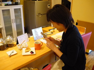 明日、ラジオで!