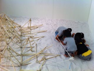 テオ ヤンセン展へ