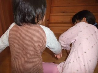 今更たこ揚げてコマを回す。