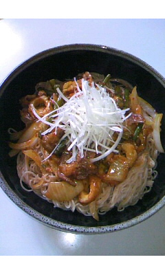 激辛ピビン麺 パッチギ!Vol.1((株)徳山物産)