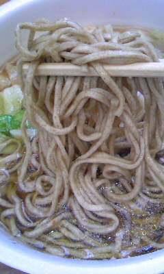 日清のどん兵衛 豚ねぎそば 液体つゆ仕上げ(日清)