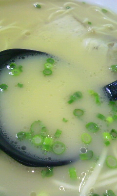 長浜ラーメン湯布院店(由布市)