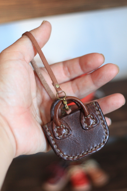 sonic leathersさんの革小物入荷です