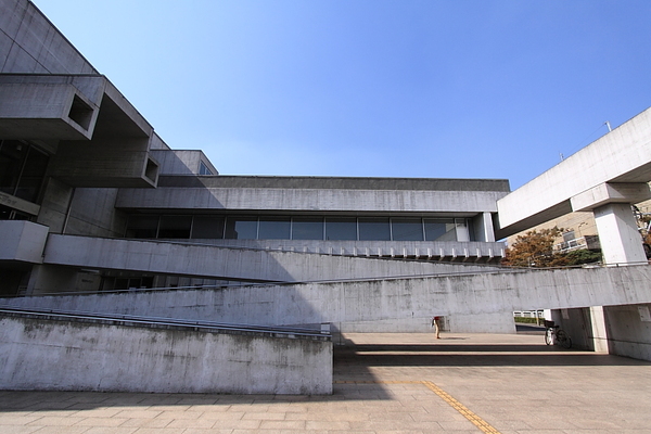 アートプラザ周辺