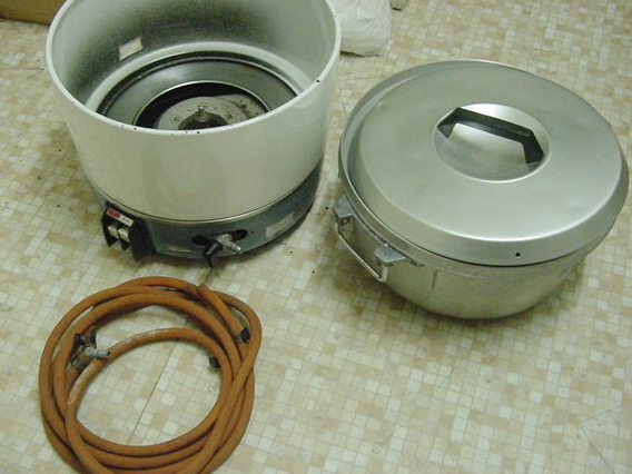 リンナイガス炊飯器3升炊 中古品