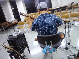 (p∨；)泣かされました