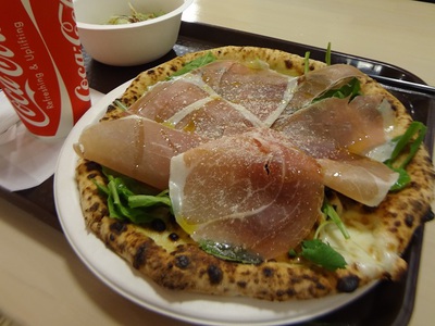 ブルフォルノさんのメニューが変わるらしいのでその前に行って来ました