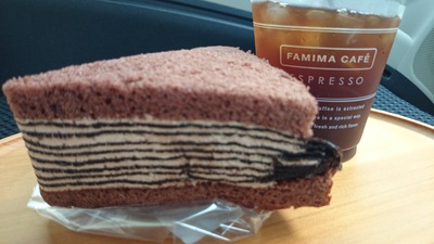 ミルクレープ（チョコ）