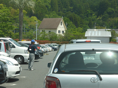 さすがゴールデンウィーク車が多いわ