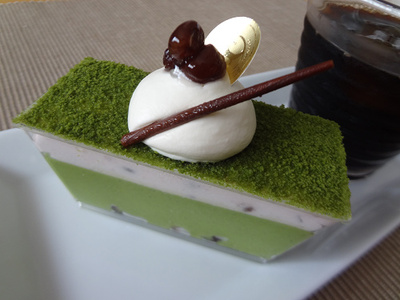 新発売の濃厚抹茶の和風ムース