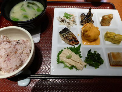百菜さんで3人でランチ