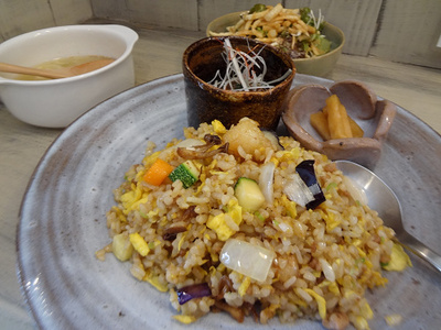 久しぶりのmeimeiさんでの日替わりランチ