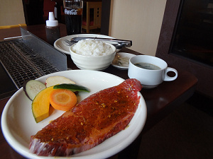 スタミナを付けるにはお肉～「にく亭」さんのランチ