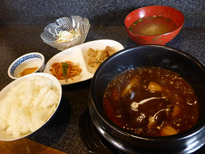 美居度呂さんで二度目の煮込みハンバーグランチ