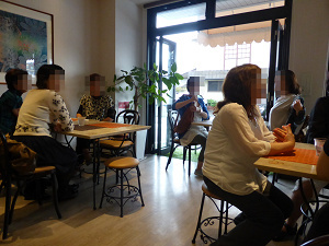 Dinig Cafe 104