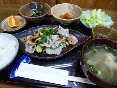 モダン丼処一品亭さんのスイーツセット
