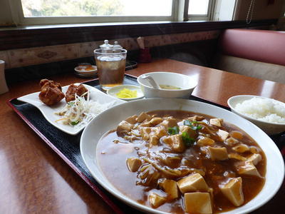 焼きそばに麻婆豆腐は初めてでした