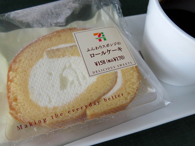 ふんわりスポンジのロールケーキ ふんわりスポンジのロールケーキ