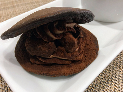 もっちりチョコパンケーキどら もっちりチョコパンケーキどら