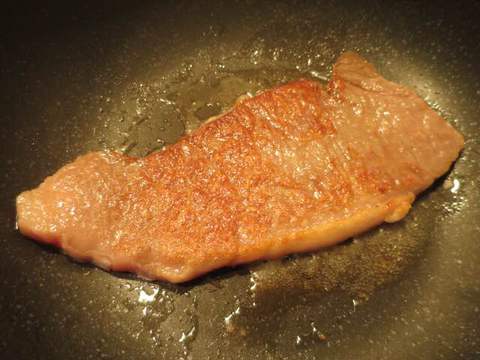 鈴木牧場の牛肉を食べました。 鈴木牧場の牛肉を食べました。