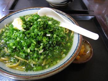 うこん入りのそば
