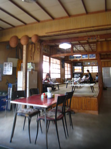 山原そばと瀬底ビーチ