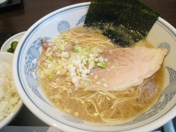 白楽天でラーメン