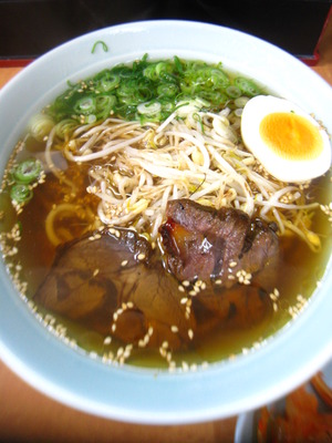 六盛で温麺を。