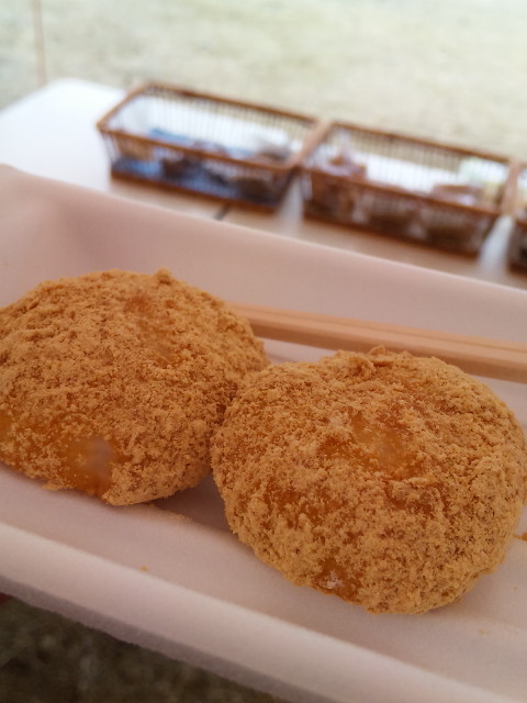 手作りチョコ。