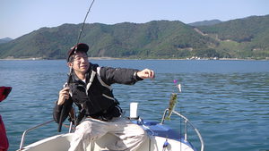 (動)山本真珠釣り筏でボート釣り♪ (動)山本真珠釣り筏でボート釣り♪
