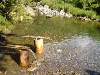 久保ん谷湧水