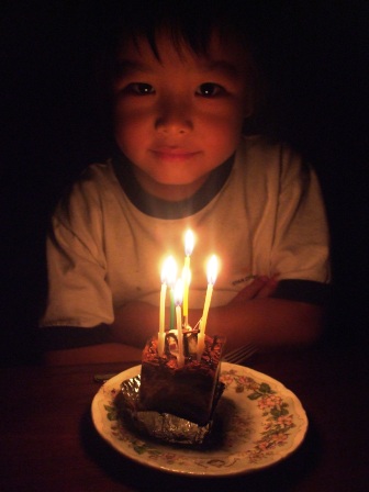 コドモ①、7歳の誕生日。