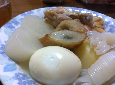 少人数の夕食。