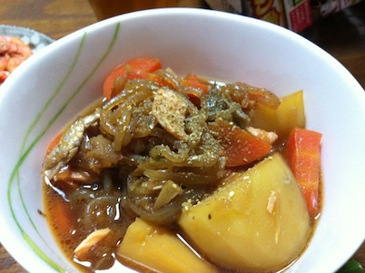 肉じゃがならぬ鮭じゃが。