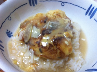 明日は遠足。