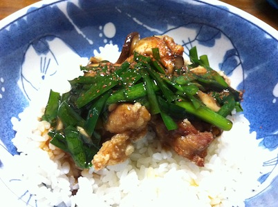 トリニータ丼で大分をいただく。