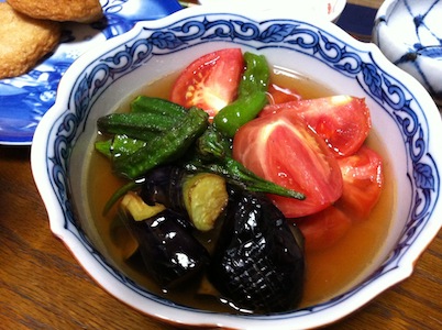 夏野菜の揚げびたし、もずくのかき揚げ。