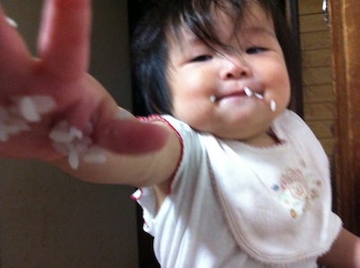 自分で食べたい、と。