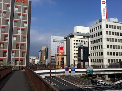 昭和町の陸橋。