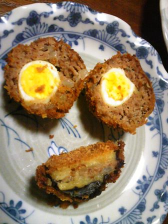 秋なすを嫁に食べさせる。