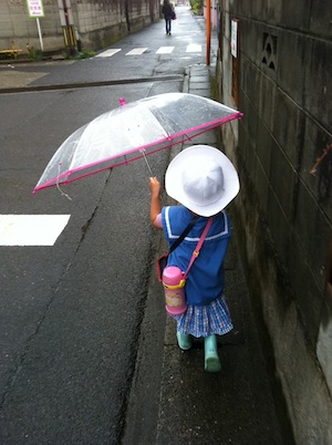 雨降り、手ごねのリュスティック。
