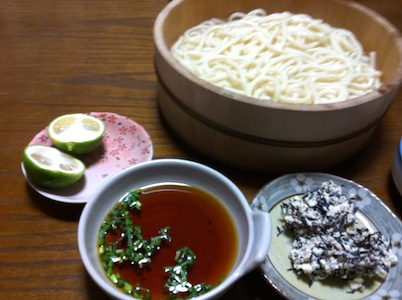 うどんが続きます。
