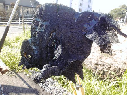 カラスのおばけと麻婆夏野菜