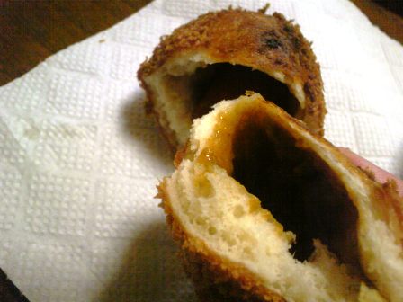 灼熱のカレーパン。
