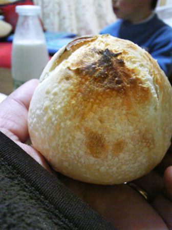 パンとブロッコリー。