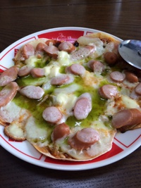 餃子の皮でピザ(^O^)