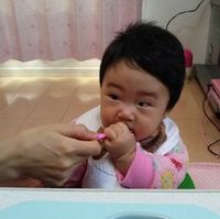 初めての離乳食( ω )
